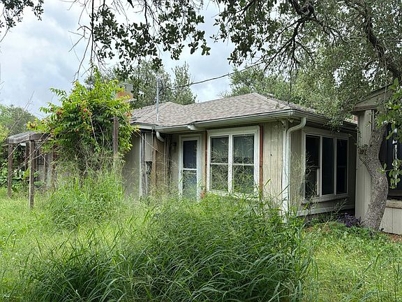 2nd image of 177 Grapevine Dr