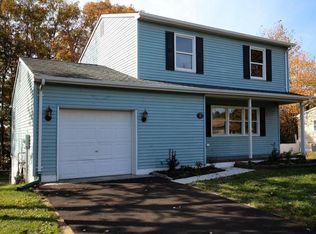 7 Lafayette Ct, Barnegat, NJ 08005
