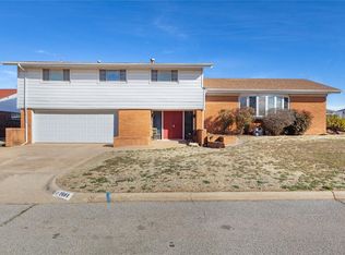 1601 Park Ave, Clinton, OK 73601