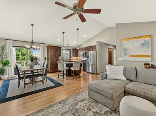 2101 Starburst Dr SW, Rochester, MN 55902