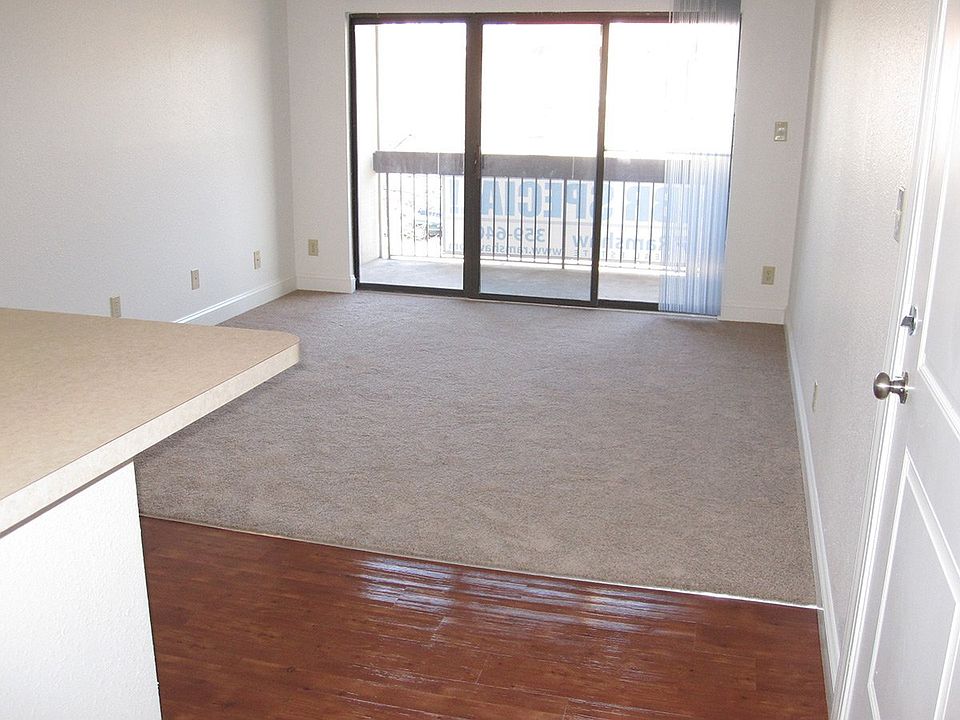 2nd image of 1009 S 1st St #14237394