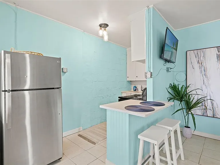 1303 S Bermuda Blvd — Photo 5