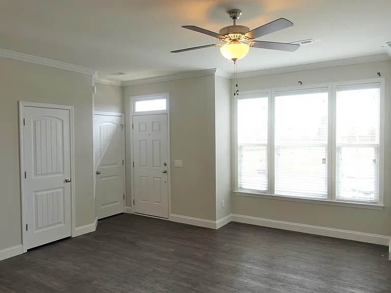 343 Intrepid Ct — Photo 15