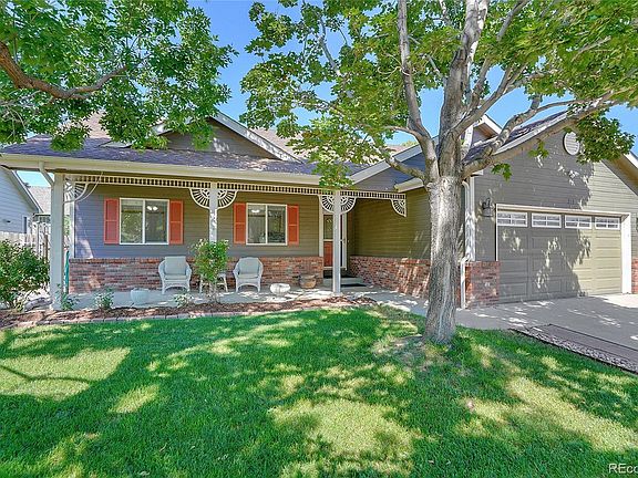 2nd image of 311 52nd Avenue