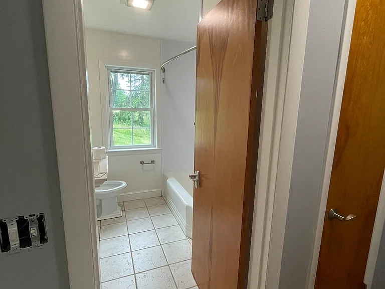 53 Littleworth Rd — Photo 8