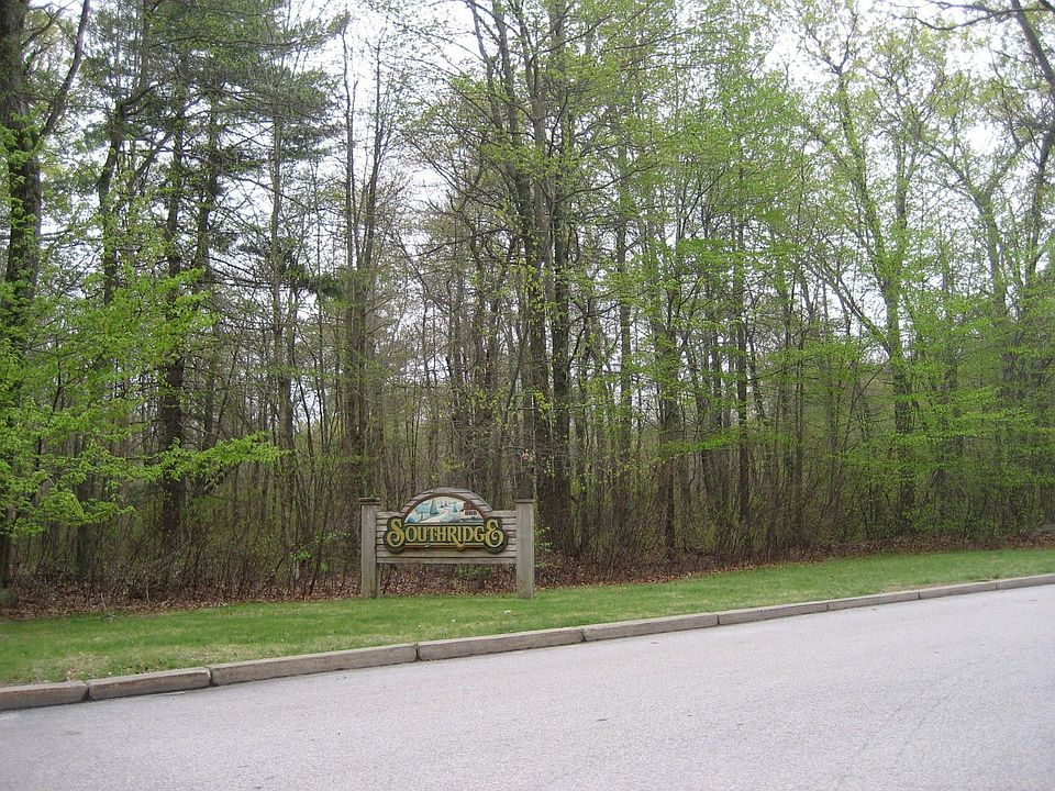 2nd image of 60 Taggart Ct