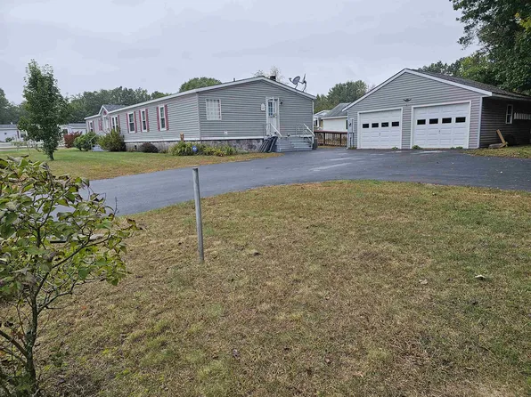 38 Hillview Circle, Charlestown, NH 03603