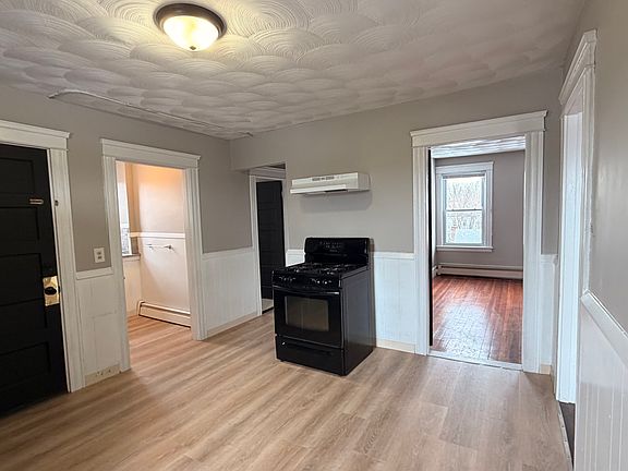 5th image of 70 Florida Ave #3F