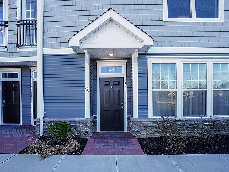 1st image of 505 White Rose Lane #505