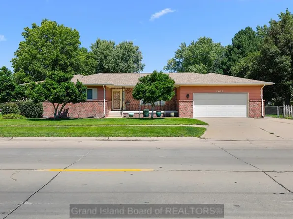 2612 W 13th St, Grand Island, NE 68803