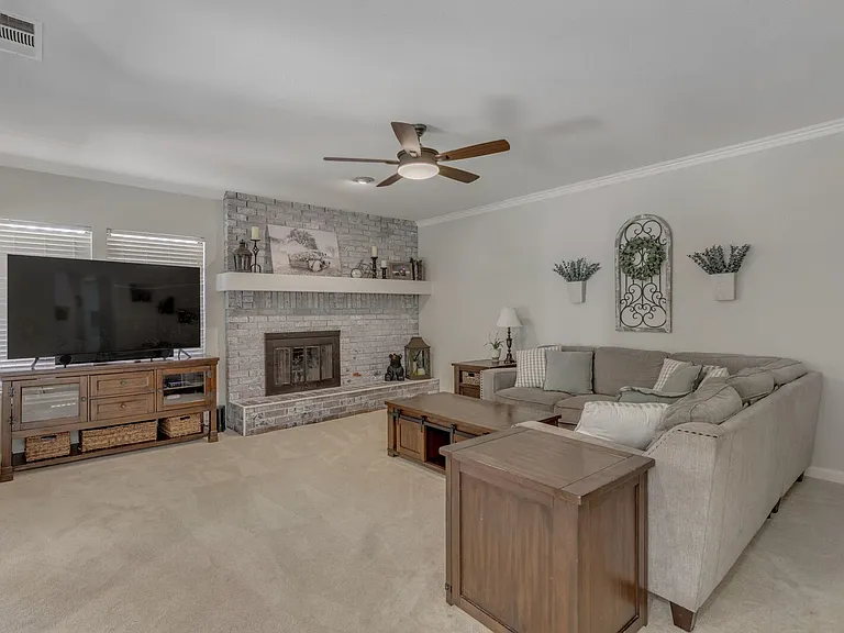 1856 Ridgeview Dr — Photo 15