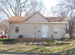 322 N Clay St, Nevada, MO 64772