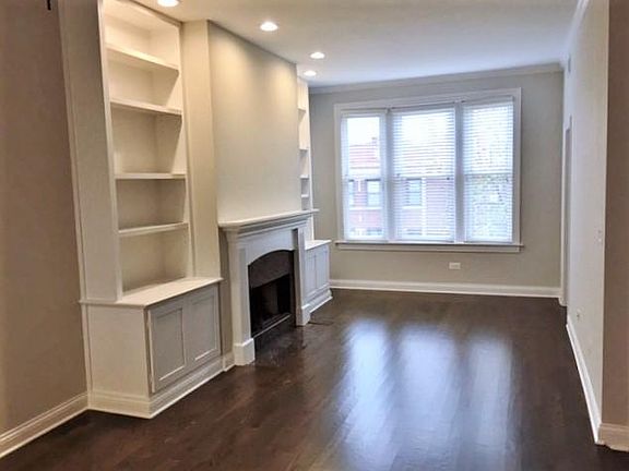 2nd image of 3848 N Southport Ave #3R