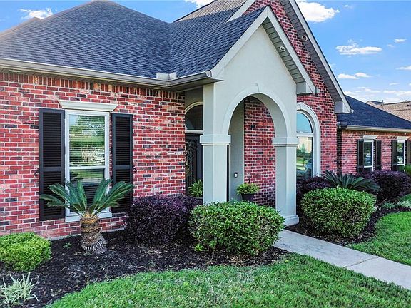 3rd image of 249 Masters Point Ct