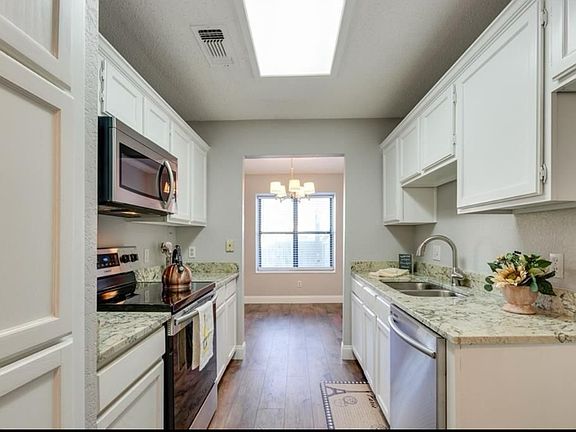 2nd image of 5707 Congressional Dr
