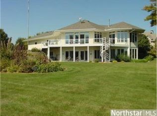 417 Lester Pt, Waconia, MN 55387