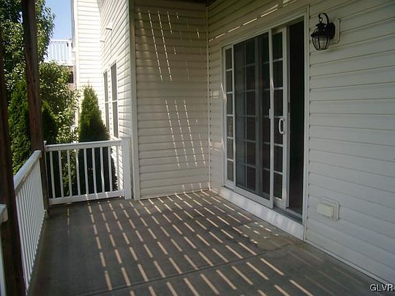 5th image of 1803A Chateau Pl
