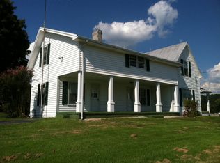 1684 Country Club Rd, Sparta, TN 38583