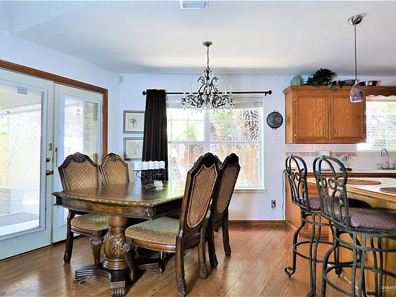 4th image of 1605 Debby Ln