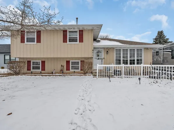 1853 Delrose St, Joliet, IL 60435