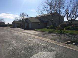 819 Cally Ct APT 3, Redding, CA 96003