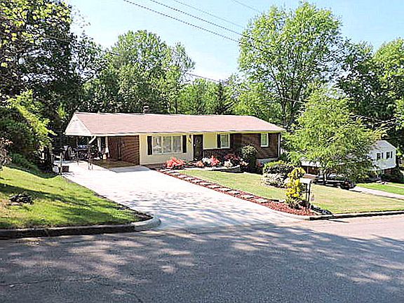 2nd image of 125 Eden Pl