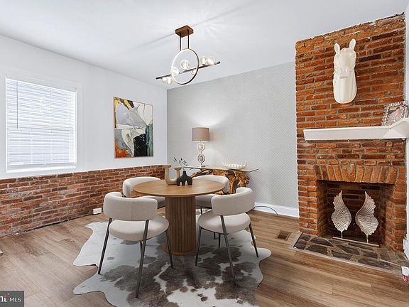 4th image of 1529 Village Rd