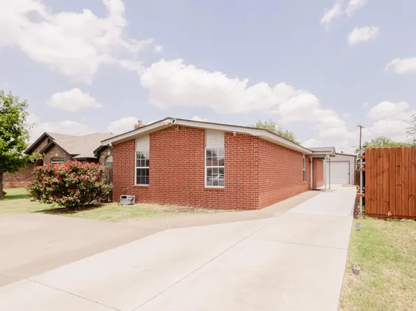 614 Locust St, Idalou, TX 79329