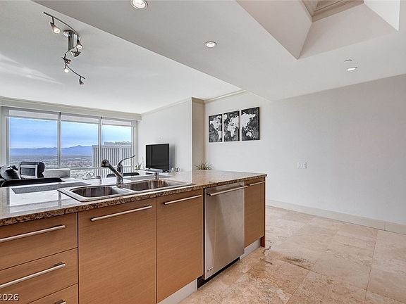 5th image of 322 Karen Ave Unit 2602