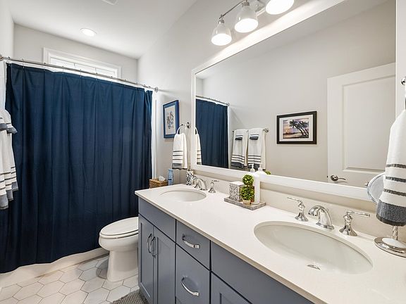 5th image of 6440 Berg St.