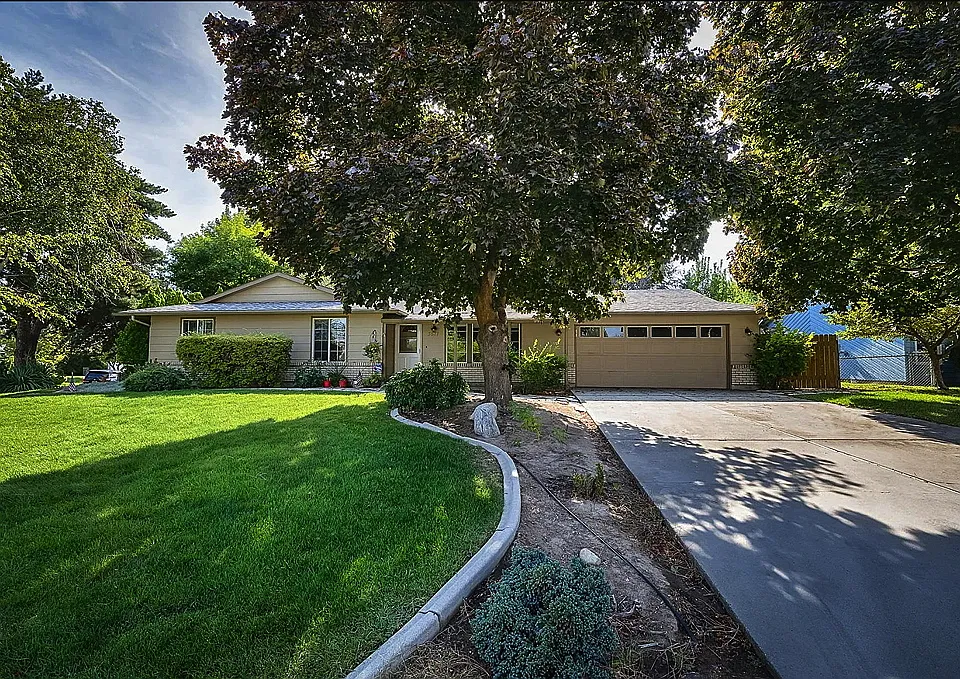 3571 E Immigrant Pass Dr