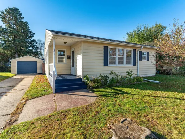 509 W Douglas Ave, Fergus Falls, MN 56537