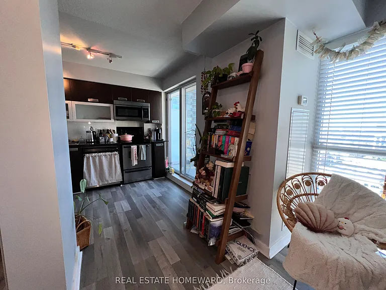 100 Western Battery Rd #1104 — Photo 11