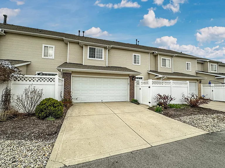 13539 Erlen Dr — Photo 59