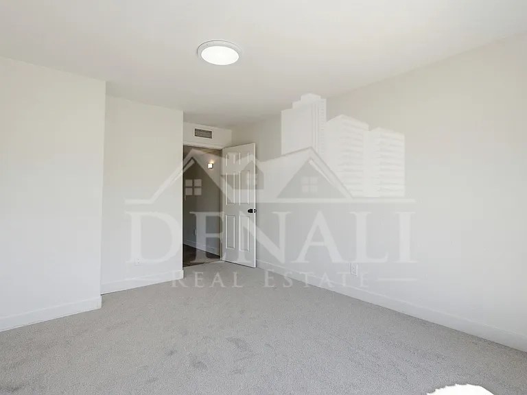 10643 N Indian Wells Dr — Photo 33