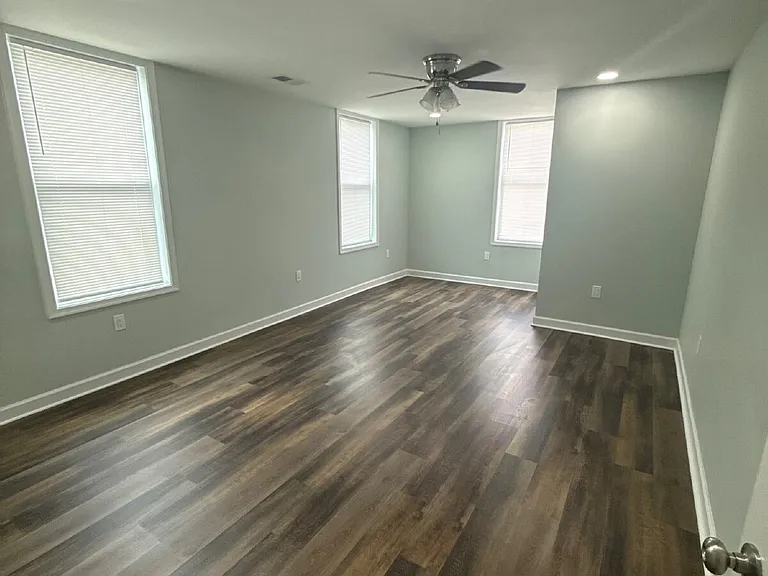2711 Detroit St #4 — Photo 38