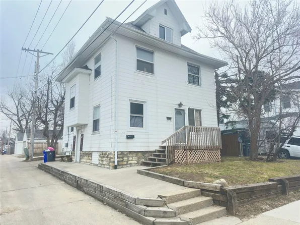 514 16th St NE, Cedar Rapids, IA 52402