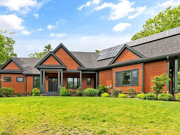 2nd image of 14 Dogwood Ln