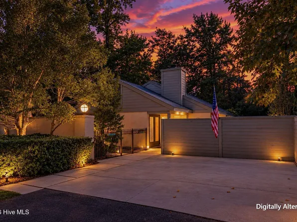 1425 Suncourt Villa Drive, Wilmington, NC 28409