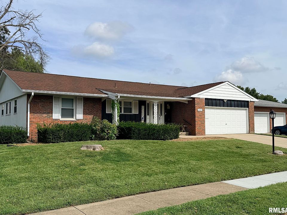 2nd image of 3125 Elmhurst Dr