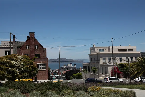 2615 California St — Photo 30