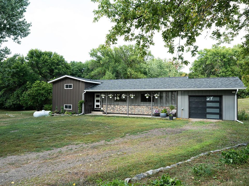 1st image of 26404 15th Ave N