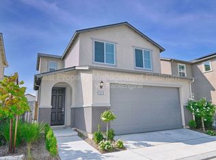 2273 N Raleigh Dr, Fresno, CA