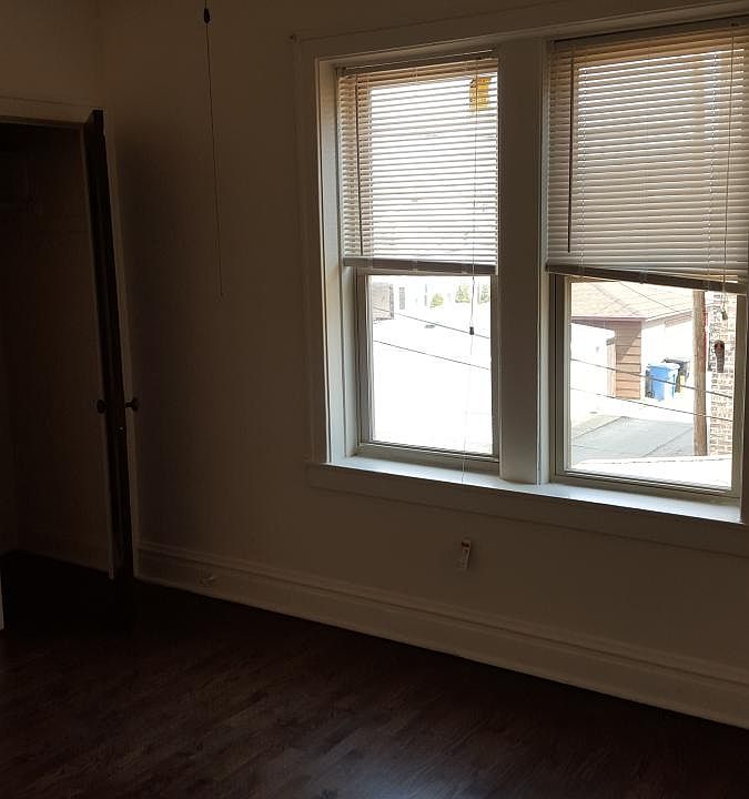 2nd image of 5046 W Diversey Ave #3R