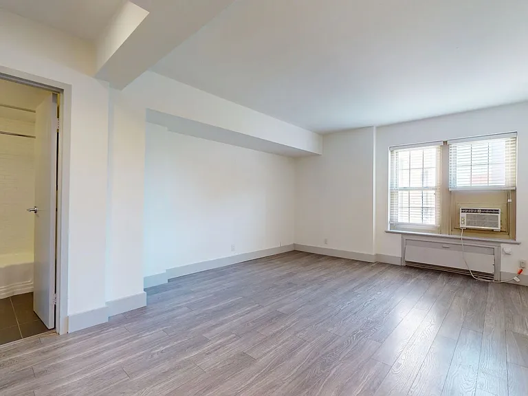 Dining/Living room