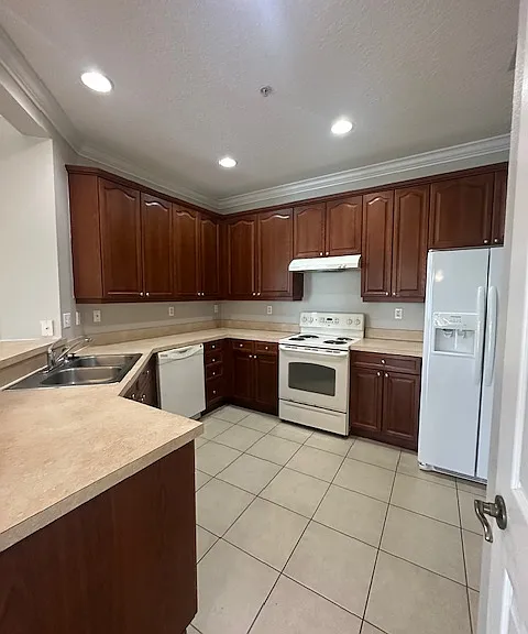 11565 Mizzon Dr #308 — Photo 4