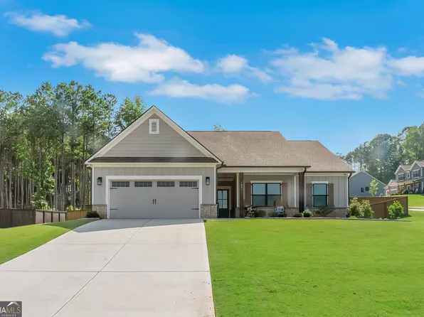 1091 Red Oak Pl, Loganville, GA 30052