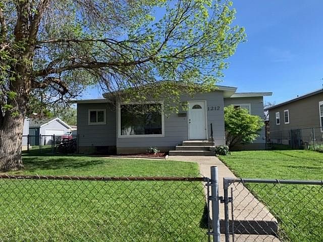 1st image of 1212 Harney Dr