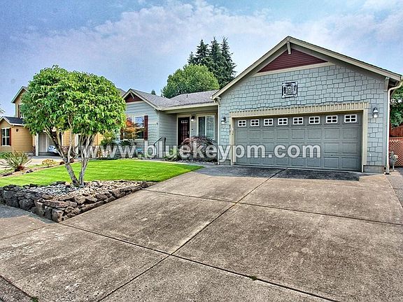 3rd image of 8701 NE 66th St