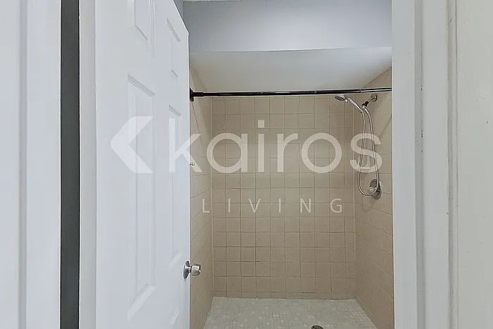 308 Wildwood Dr — Photo 16
